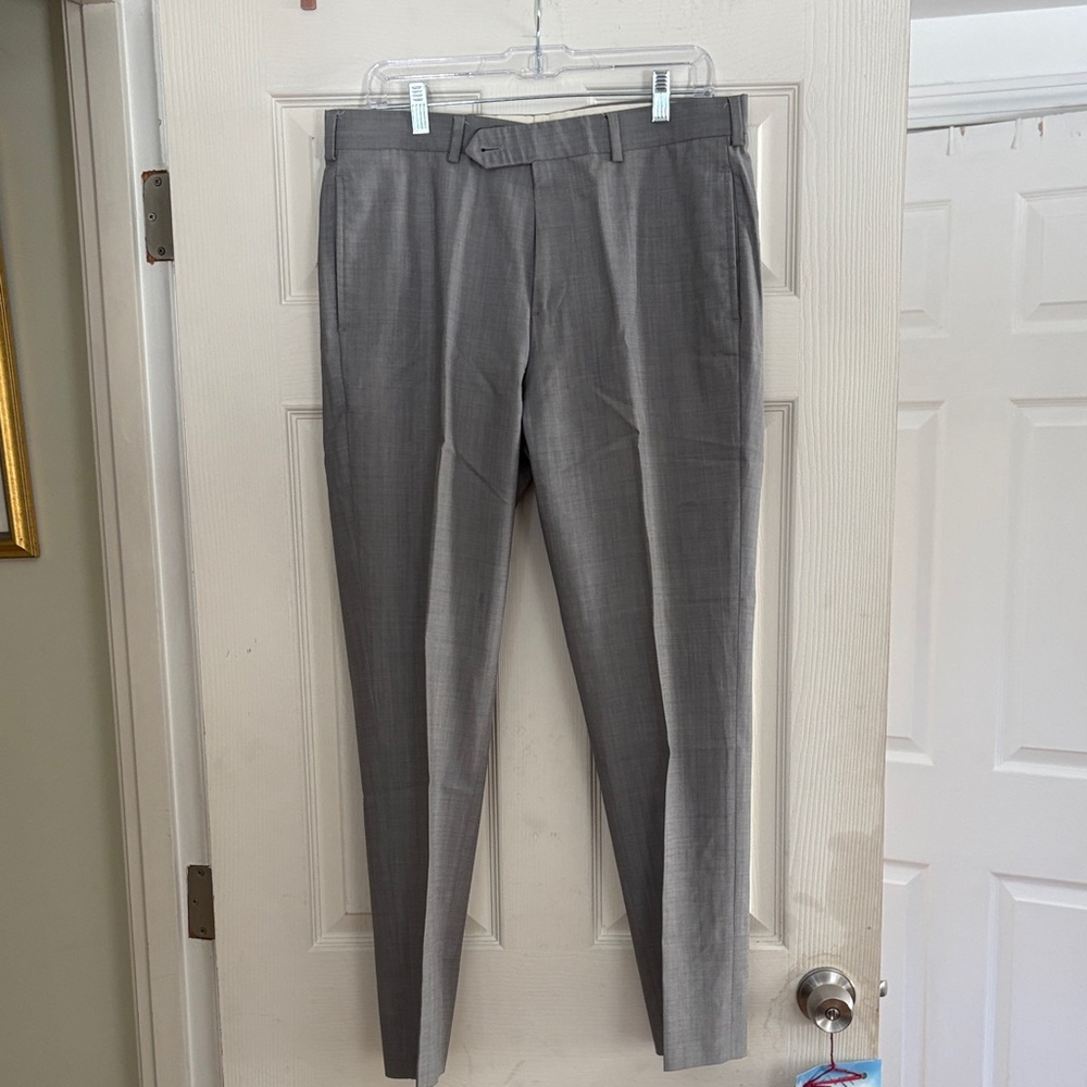Brooks Brothers Men's Gray Dress Pants - Classic Tailored Trousers